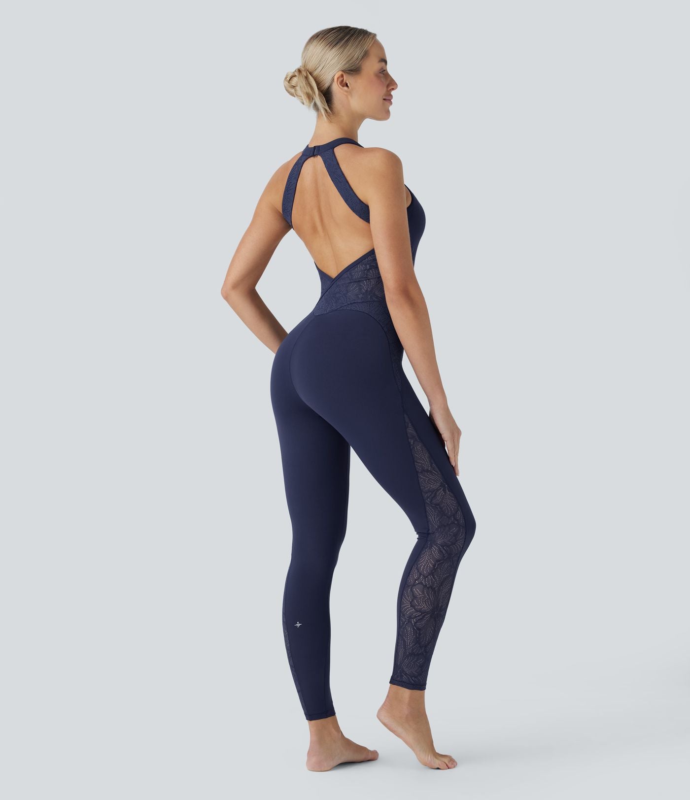 Combinaison de yoga moulante Softlyzero™ à dos nu avec dentelle contrastante - UPF50+