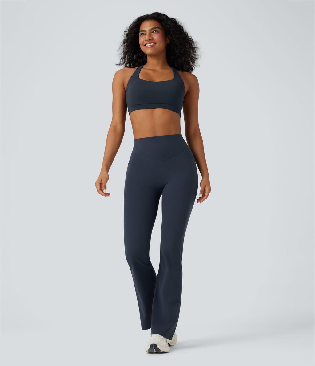 Pantalon de yoga à coupe bootcut gainant galbant taille haute avec effet scrunch et poches Halara UltraSculpt™