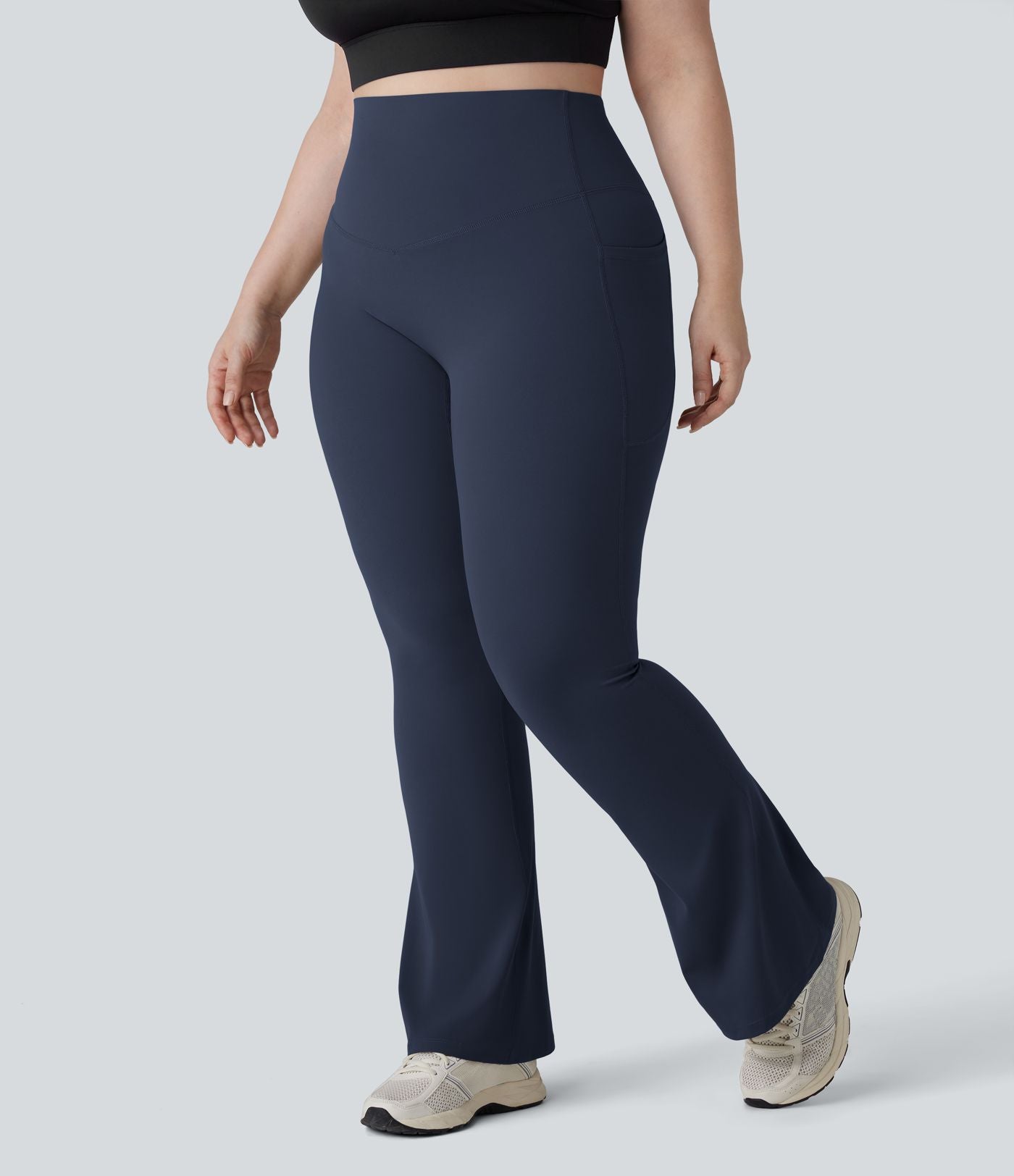 Pantalon de yoga à coupe bootcut gainant taille haute grande taille avec poches Halara UltraSculpt™