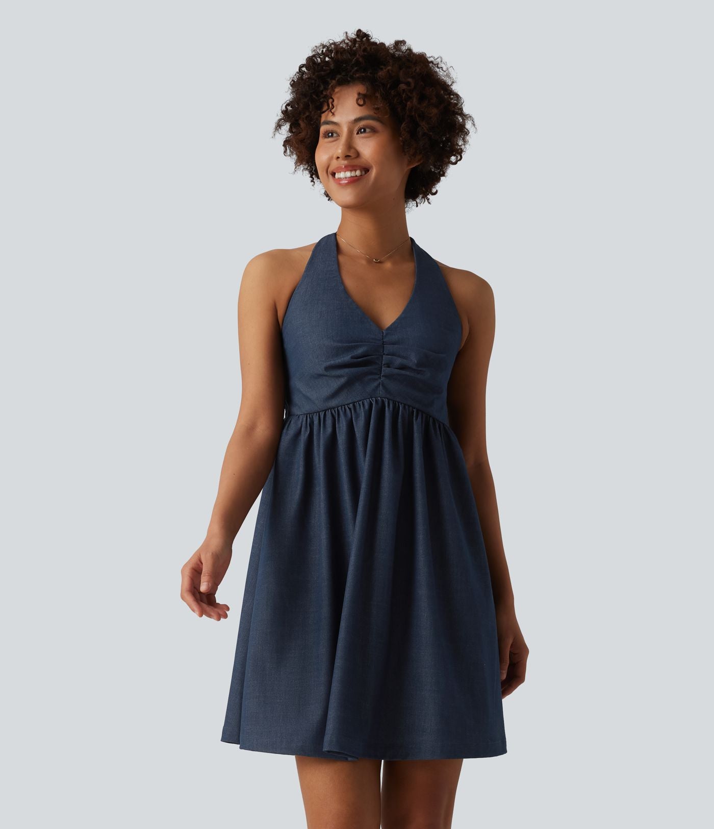 Robe resort dos-nu dos nu à smocks aspect jean avec poches