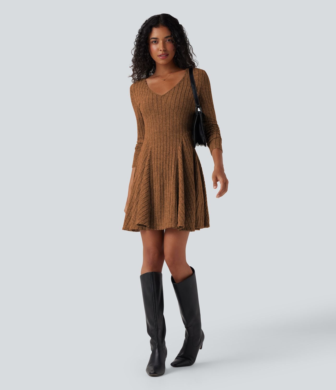 Robe décontractée mini évasée maille côtelée col V manches longues