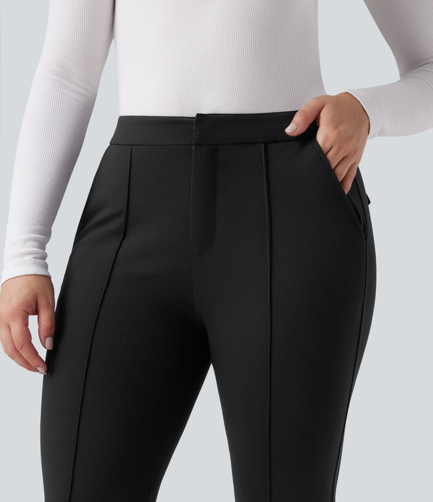 Pantalon tailleur évasé taille haute avec poches