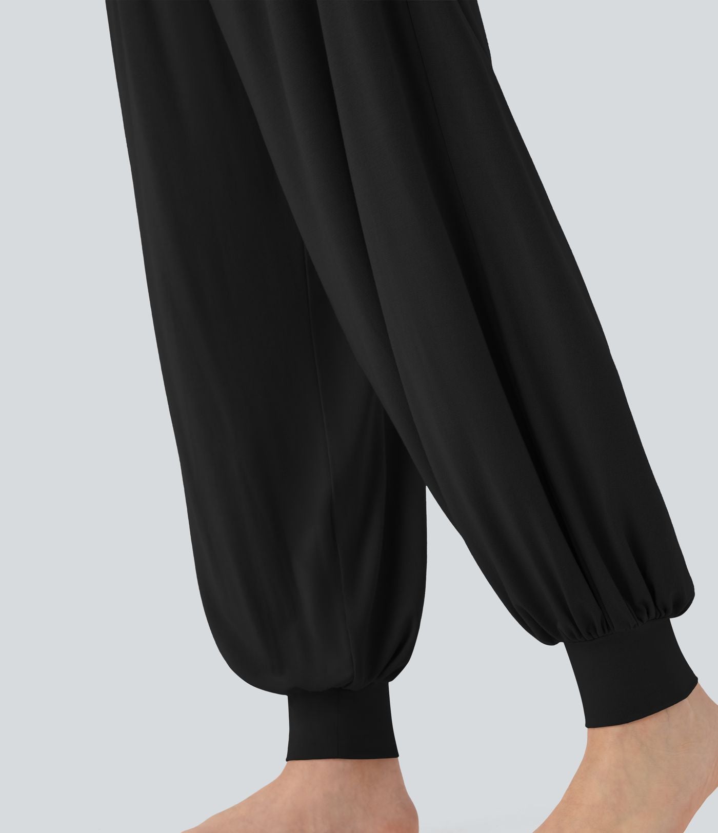 Legging d'entraînement gainant taille haute avec poches Halara UltraSculpt™