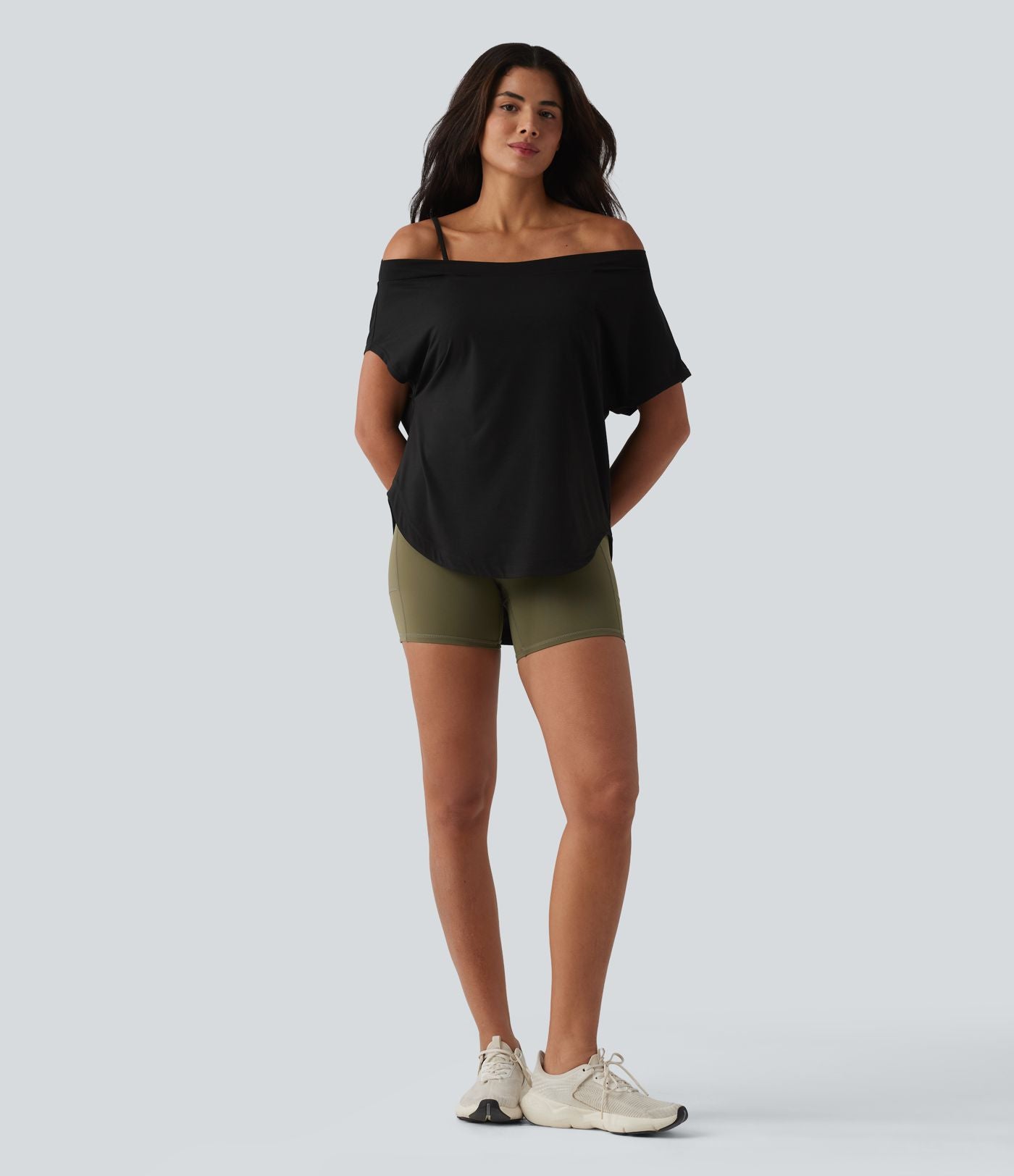 Top de yoga à une épaule, manches courtes, ourlet asymétrique et soutien-gorge intégré à séchage rapide