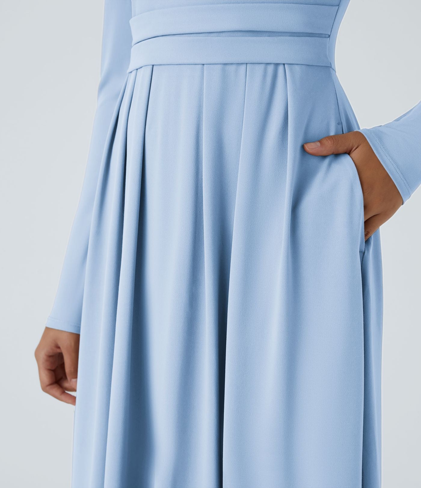 Robe longue décontractée à col montant, manches longues, plissée, avec poches latérales et coupe évasée