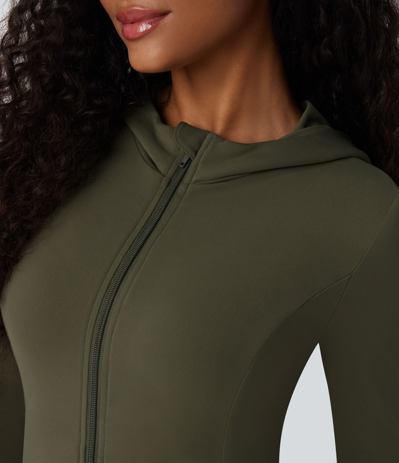 Veste SoftlyZero™ à capuche manches longues avec trous pouces détails plissés et poches-UPF50+