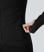 Veste yoga en maille gaufrée à capuche zippée à manches longues avec passants pouces sans couture OneForm Seamless Flow avec poches