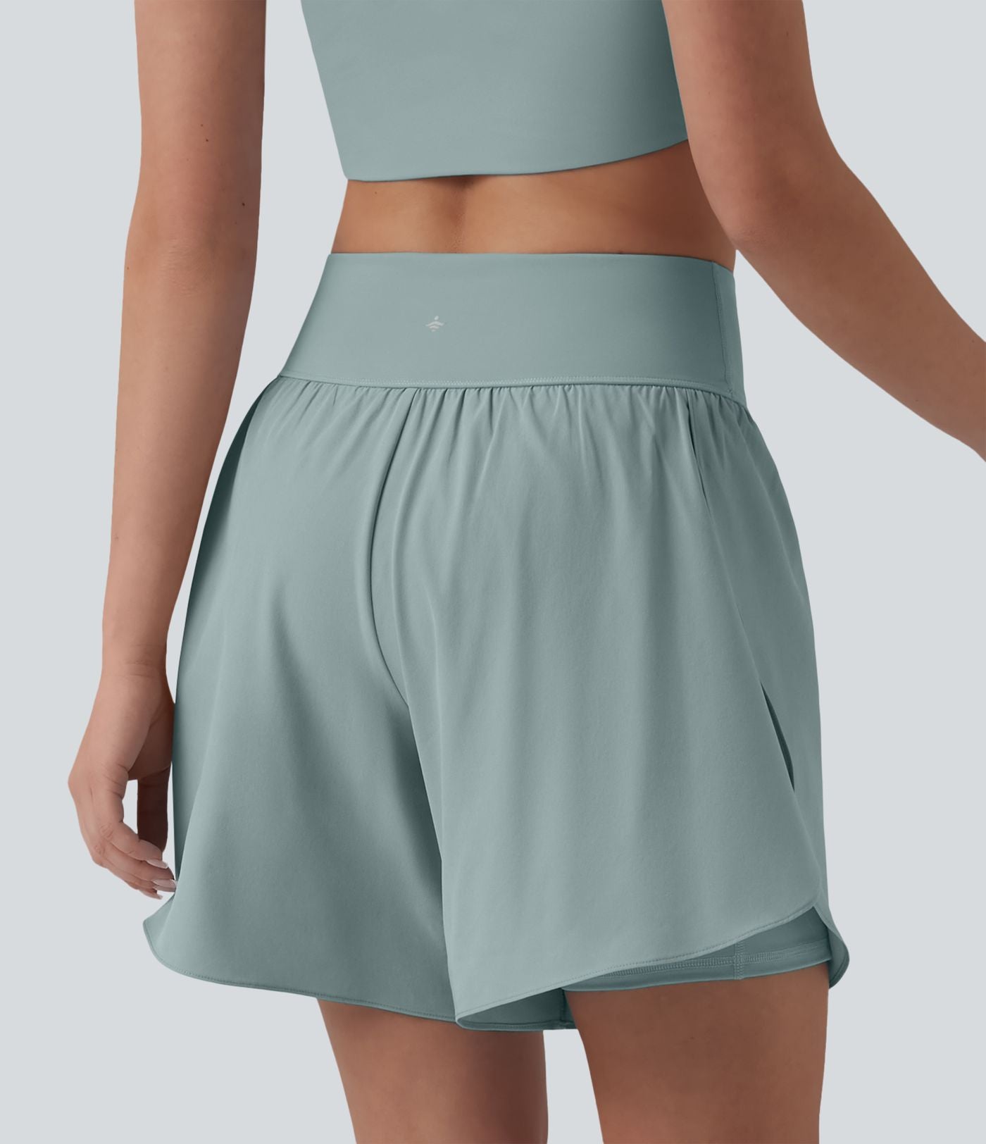 SoftlyZero™ QuickDry Short running 2-en-1 gainant taille haute à pois réfléchissants et ourlet croisé 17,5 cm avec poches