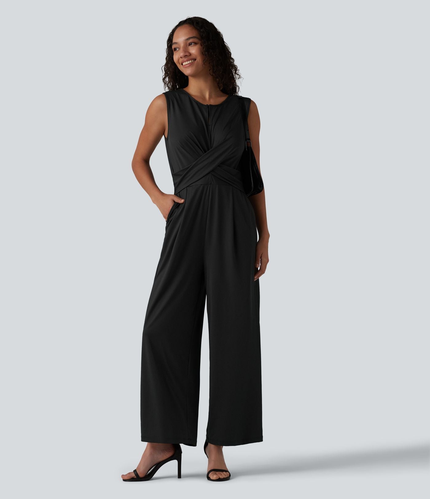 Combinaison tailleur jambe droite sans manches à col rond et taille croisée avec poches - Édition Easy Peasy
