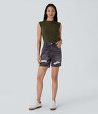 Halara Flex™ Short en denim extensible taille haute avec poches multiples, déchirures, ourlet roulotté et effet délavé