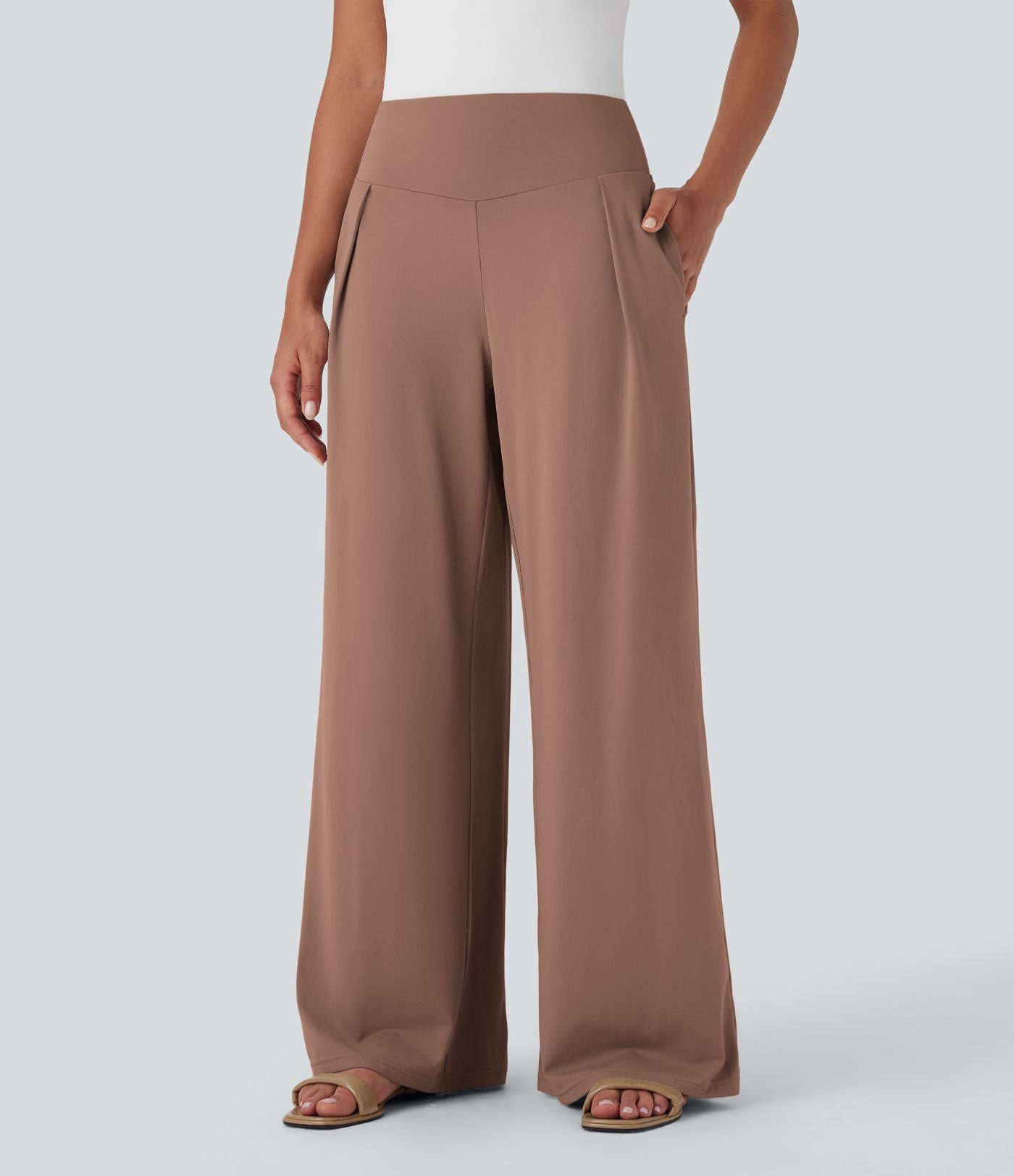 Pantalon large fluide taille haute avec poches latérales