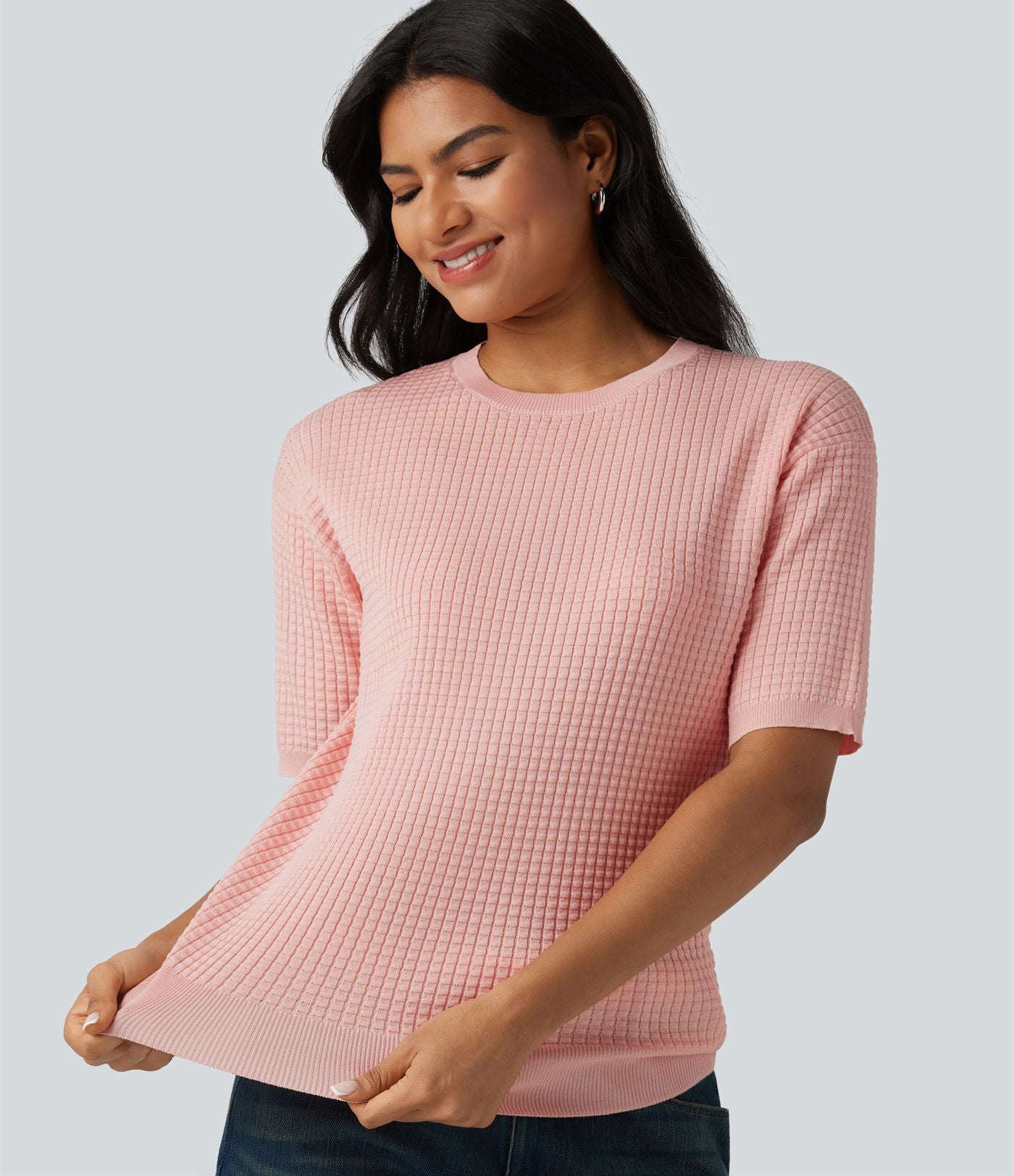 Pull col rond manches courtes en tissu gaufré