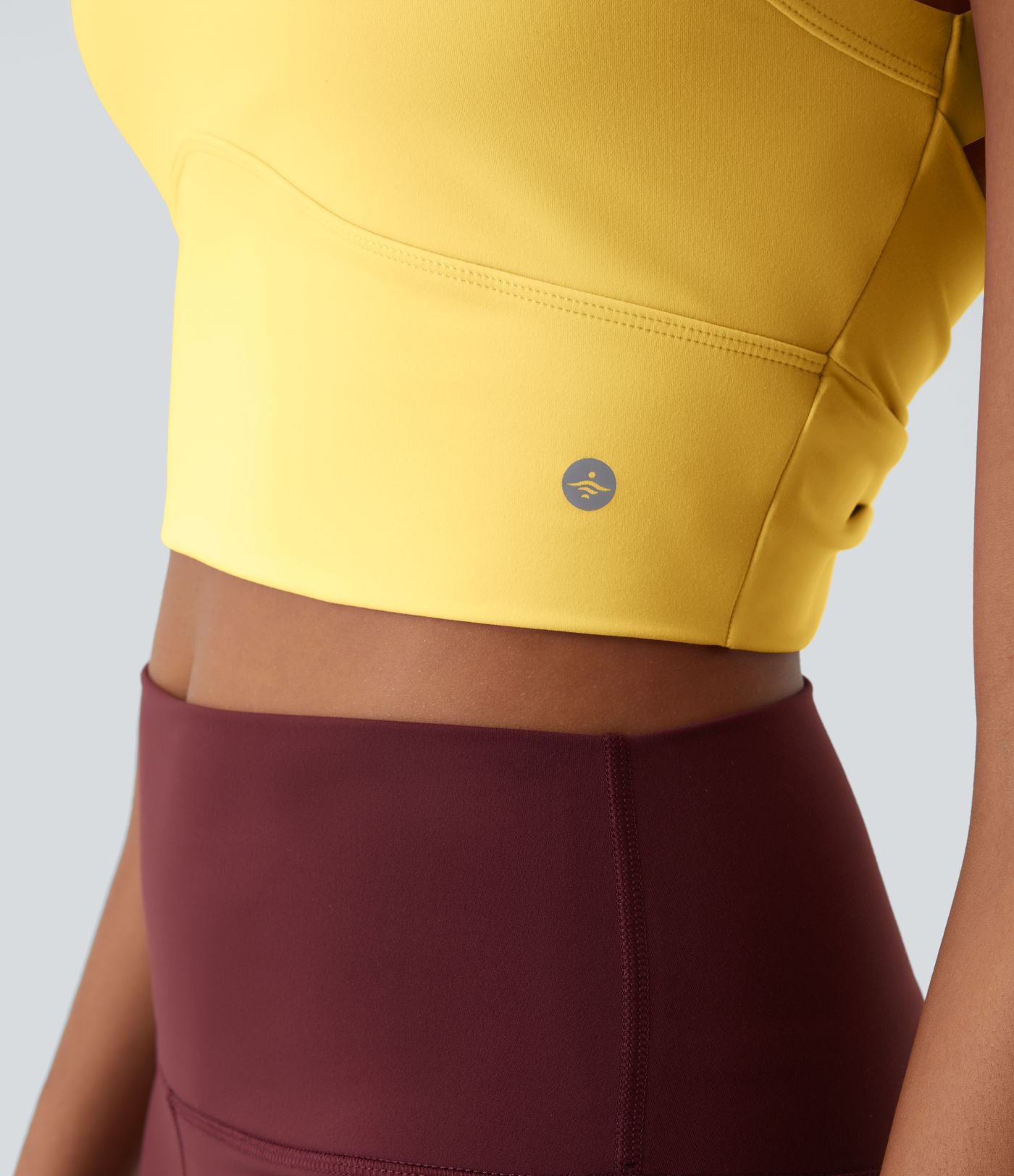 Débardeur yoga court SoftlyZero™ Plush à découpes A-C
