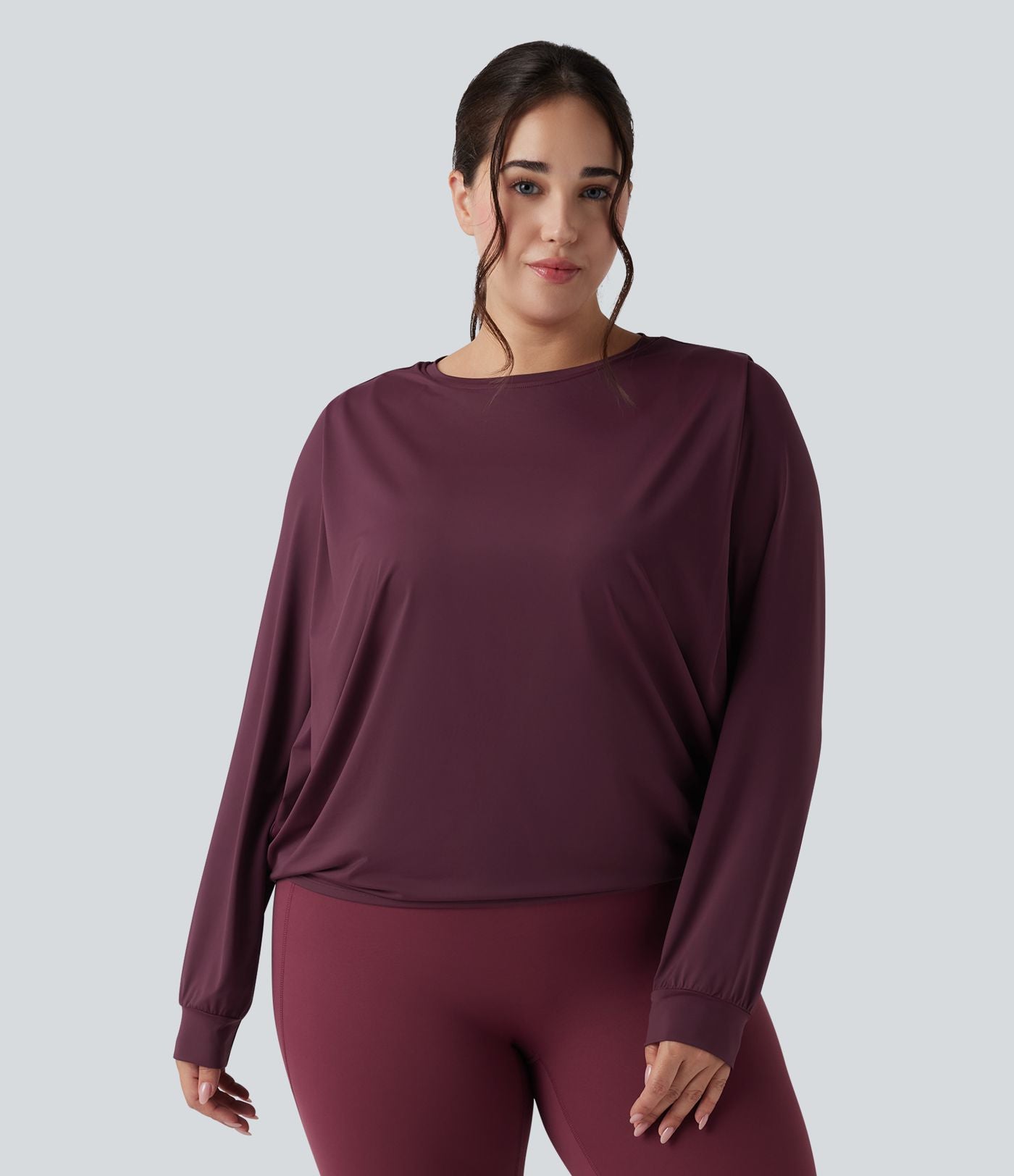 Haut de yoga grande taille à col rond, manches longues et fronces - UPF50+