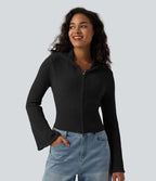 Gilet casual à capuche avec manches à volants et fermeture zippée