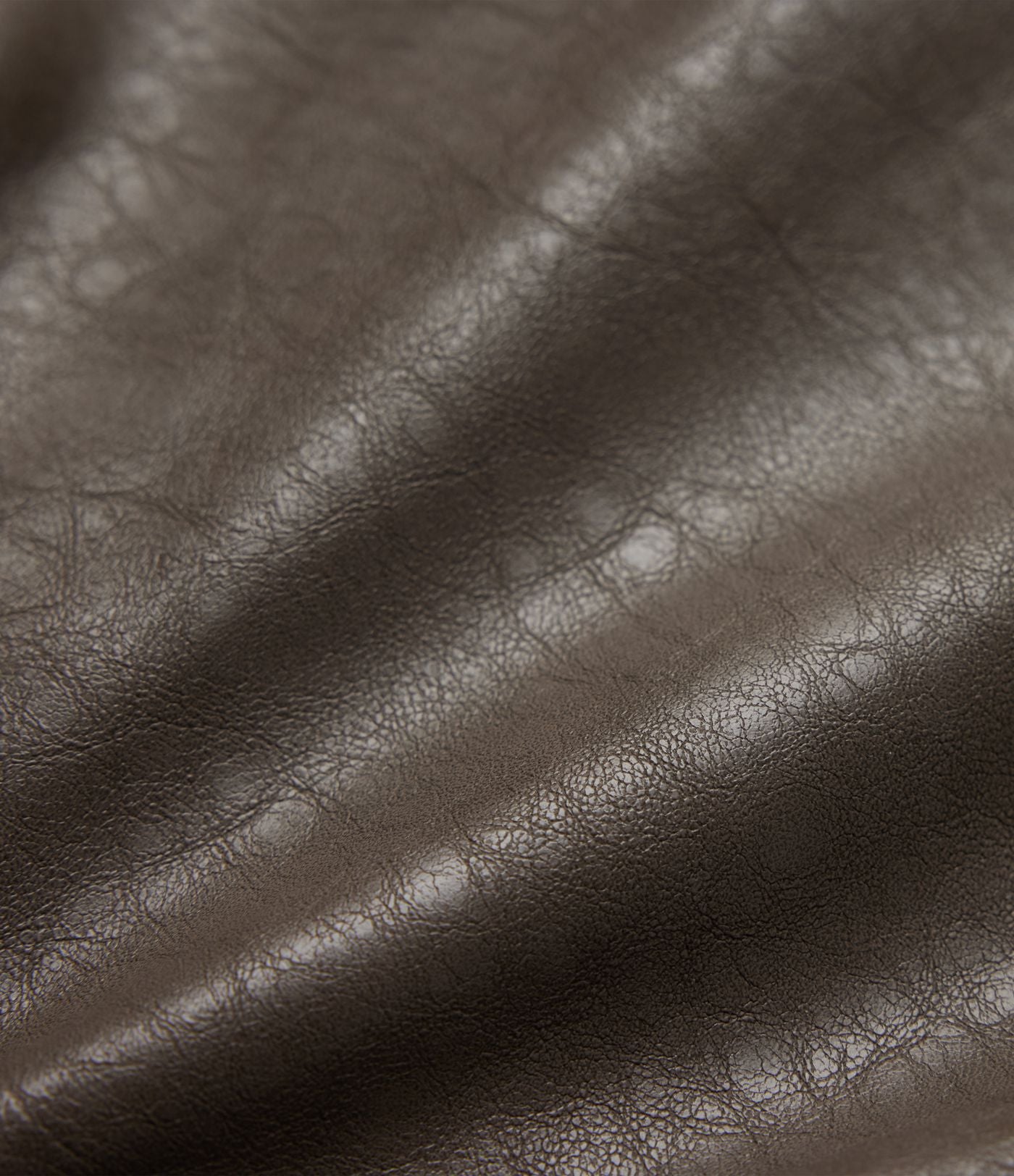 Veste décontractée en tissu enduit à fermeture éclair et manches longues avec poches