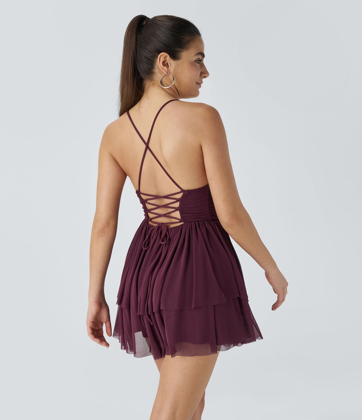 Robe Soirée Mini Superpositions en Maille avec Dos Nu Croisé Lacets
