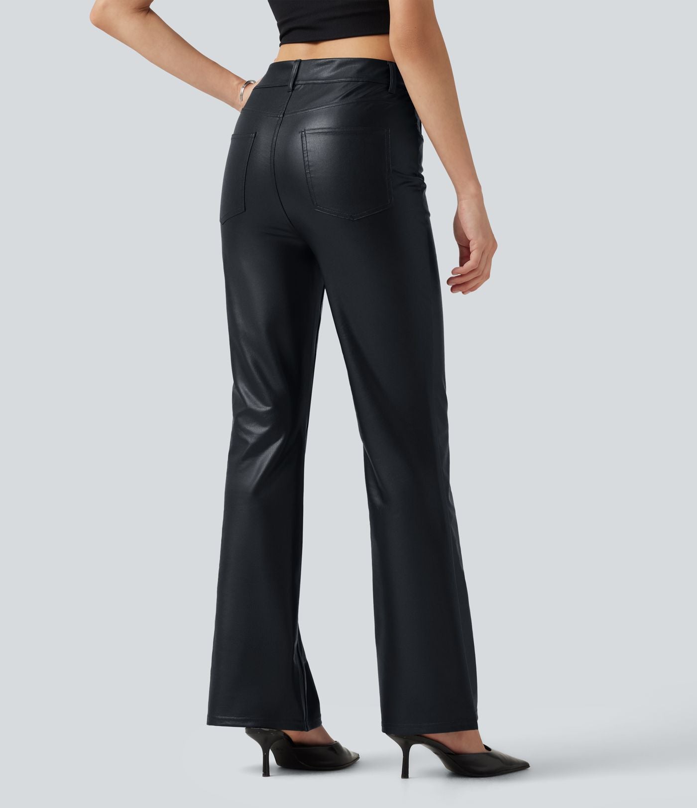 Pantalon bootcut taille mi-haute en simili stretch avec poches