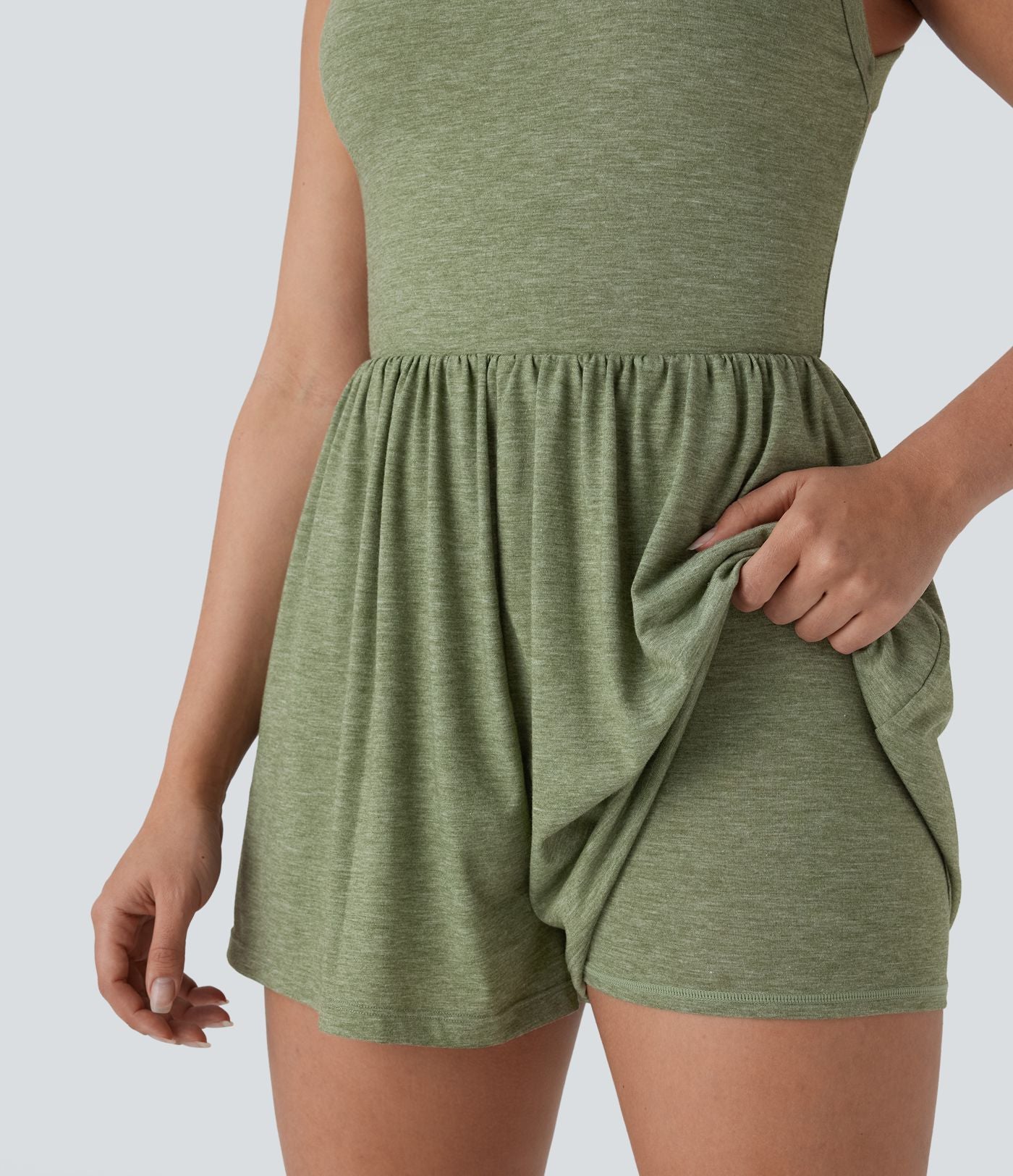 Combishort de villégiature 2-en-1 à dos nu, design torsadé, poches latérales - Édition Easy Peasy