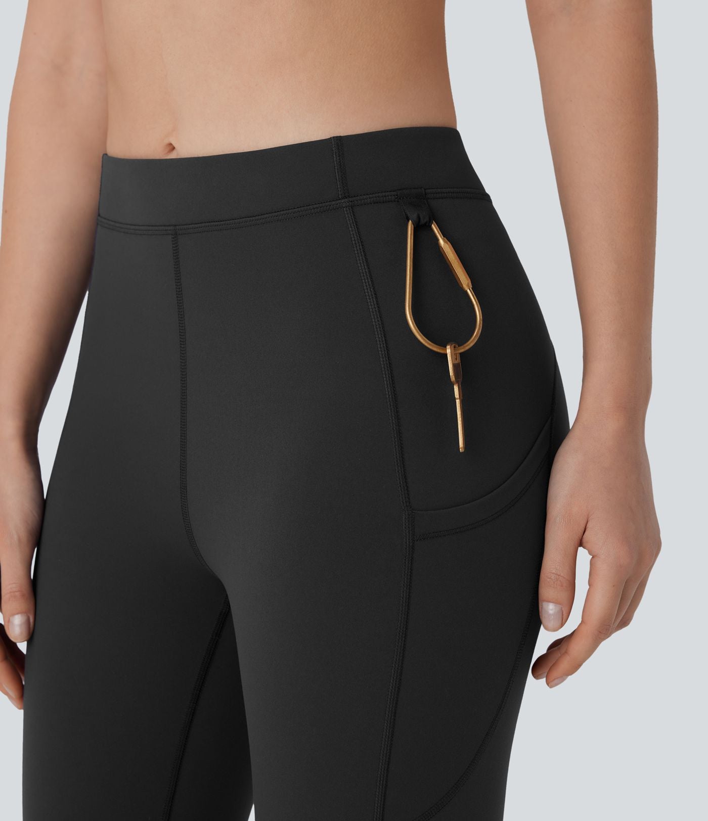 Legging corsaire de randonnée à taille haute et poches latérales UltraSculpt™ Halara