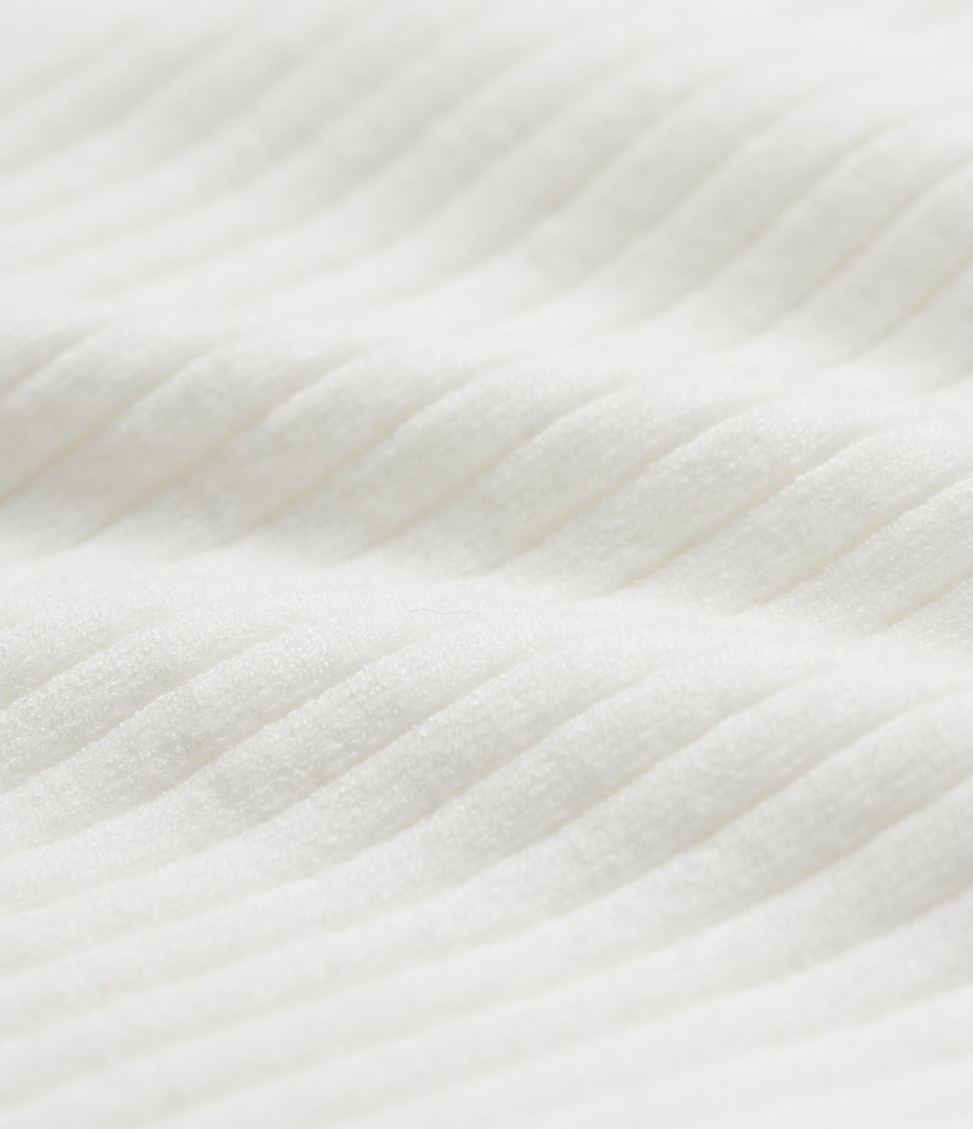 Pull tailleur col montant manches longues