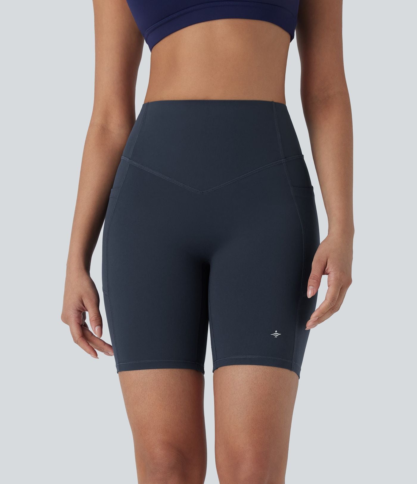 Short cycliste 17,5 cm d'entraînement gainant galbant taille haute avec poches Halara UltraSculpt™