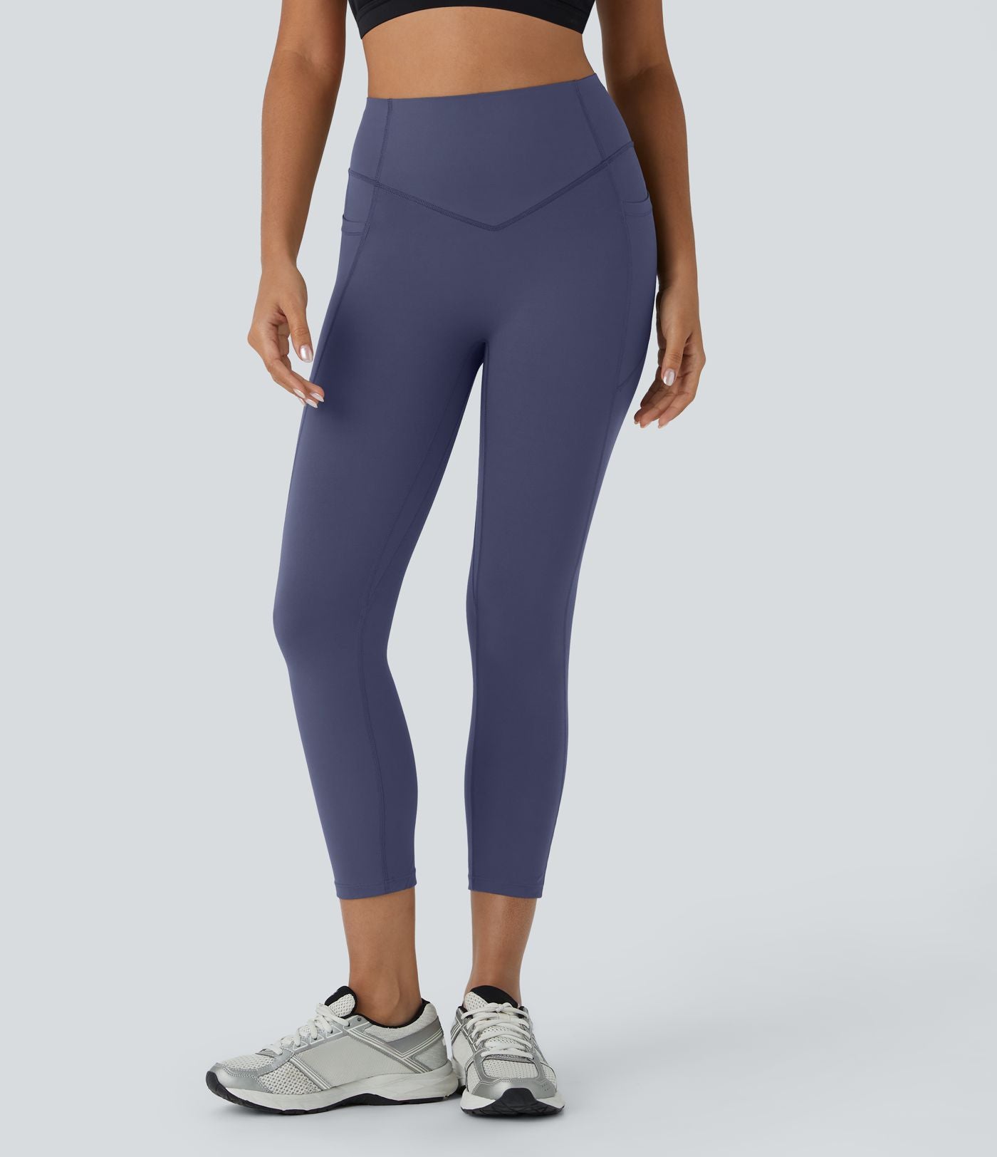 Legging corsaire d'entraînement gainant galbant taille haute avec effet scrunch et poches Halara UltraSculpt™