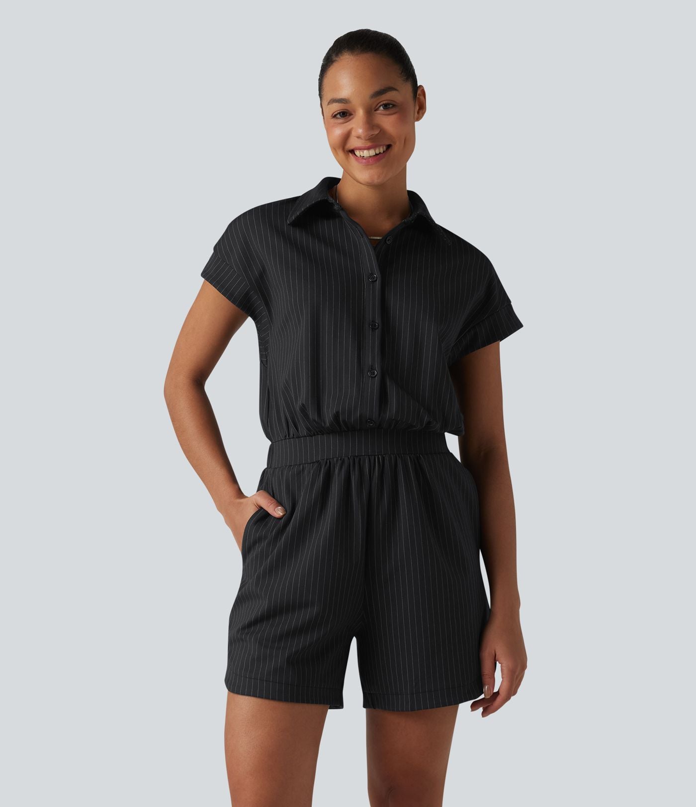 Combinaison short casual à manches courtes rayée avec poches — Édition Easy Peasy