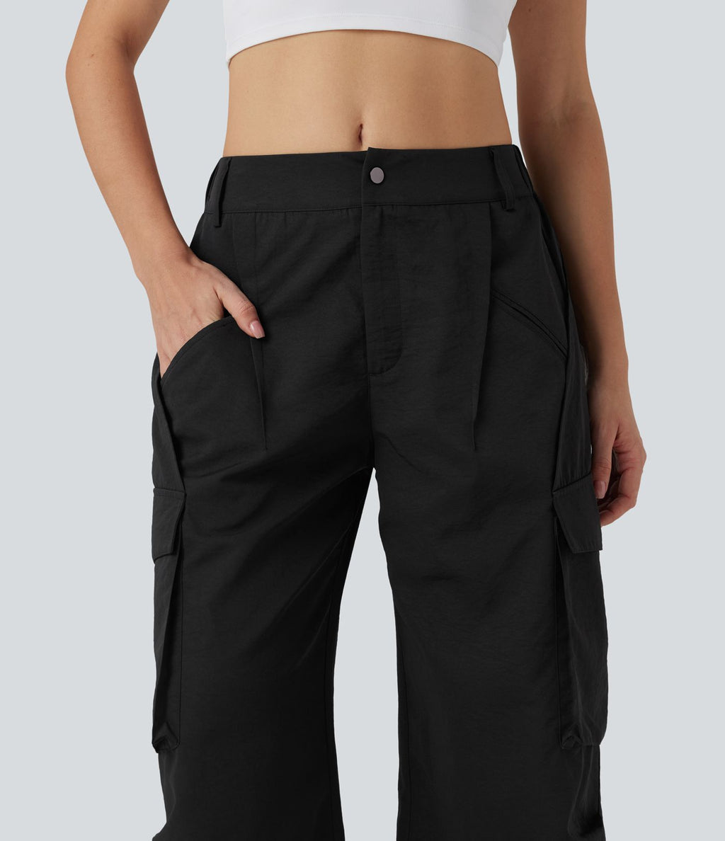 Pantalon cargo décontracté à taille moyenne, jambes larges, boutons, fermeture éclair et poches latérales