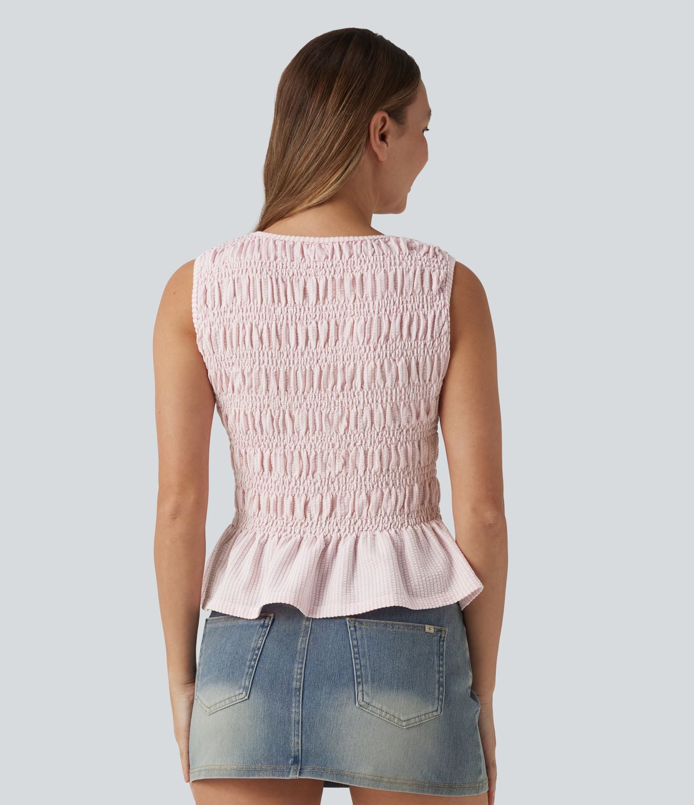 Top casual à rayures col bateau sans manches avec smocks et ourlet à volants