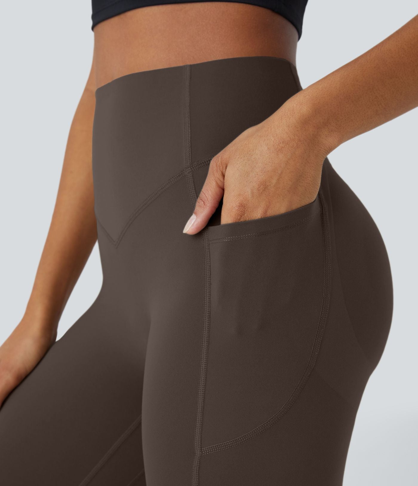 Legging d'entraînement gainant galbant taille haute avec effet scrunch et poches Halara UltraSculpt™
