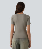 T-shirt col rond manches courtes avec boutons-pression