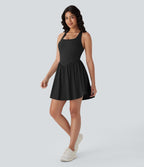 Robe active fluide Breezeful™ mini 2-en-1 à séchage rapide avec dos nu, style corset et poche - Longueur allongée