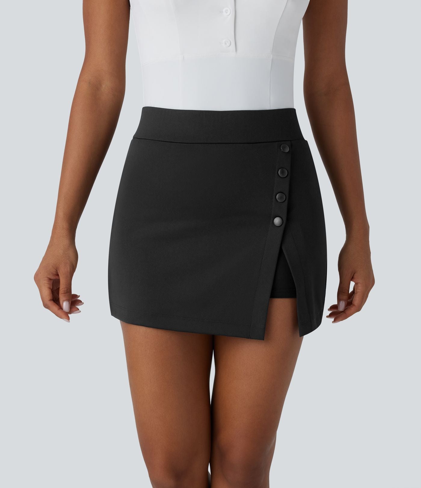 Jupe-short de golf mini taille haute 2-en-1 fendue à boutons décoratifs avec poche latérale séchage rapide - Poche pour tee de golf - UPF40+