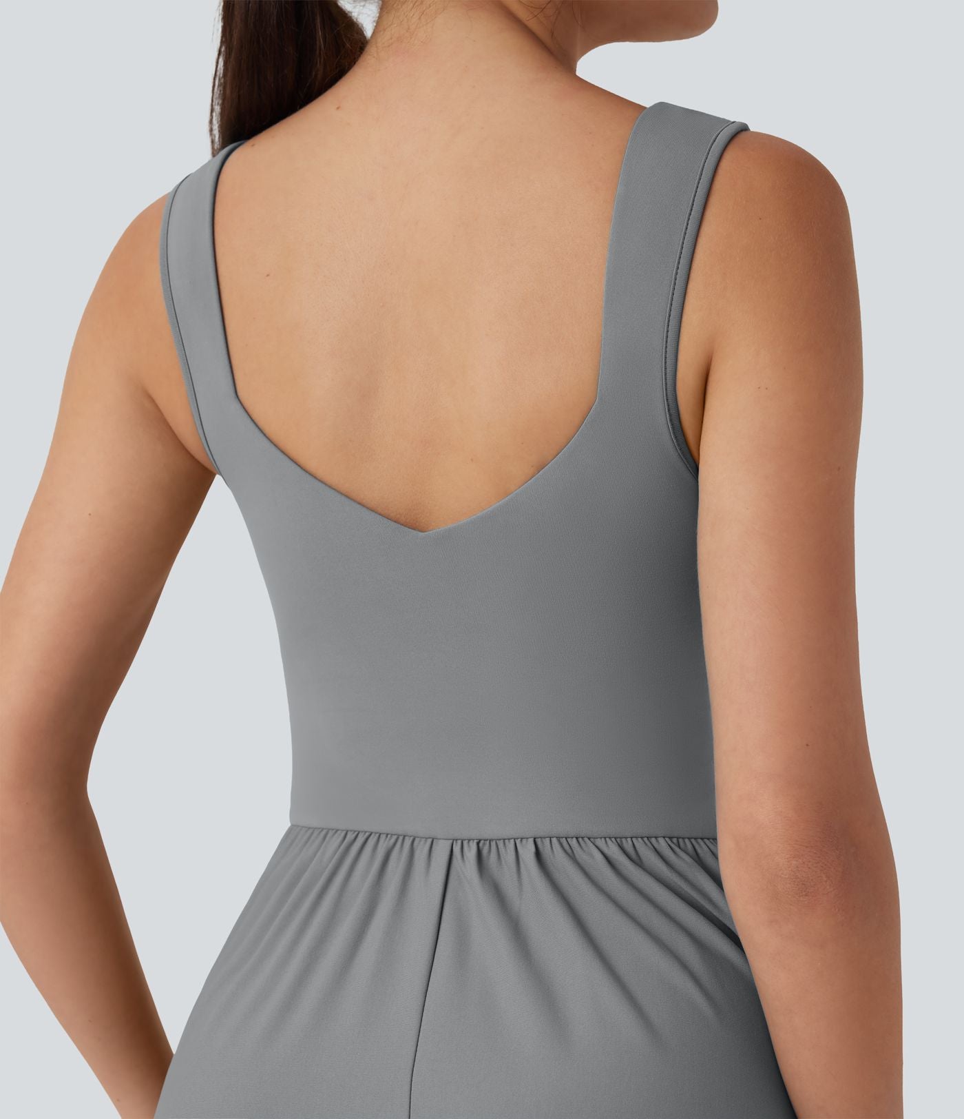 Robe maxi fluide dos nu, avec brassière intégrée et poches