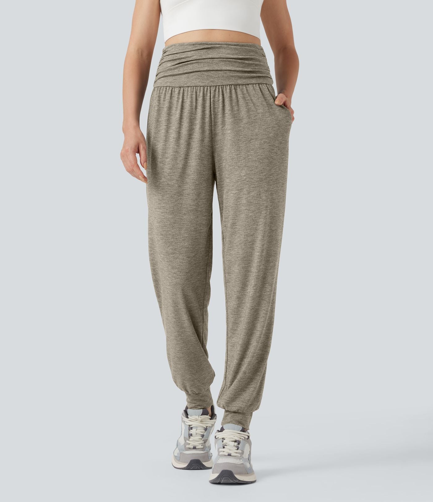 Jogging taille haute froncé chiné avec poches