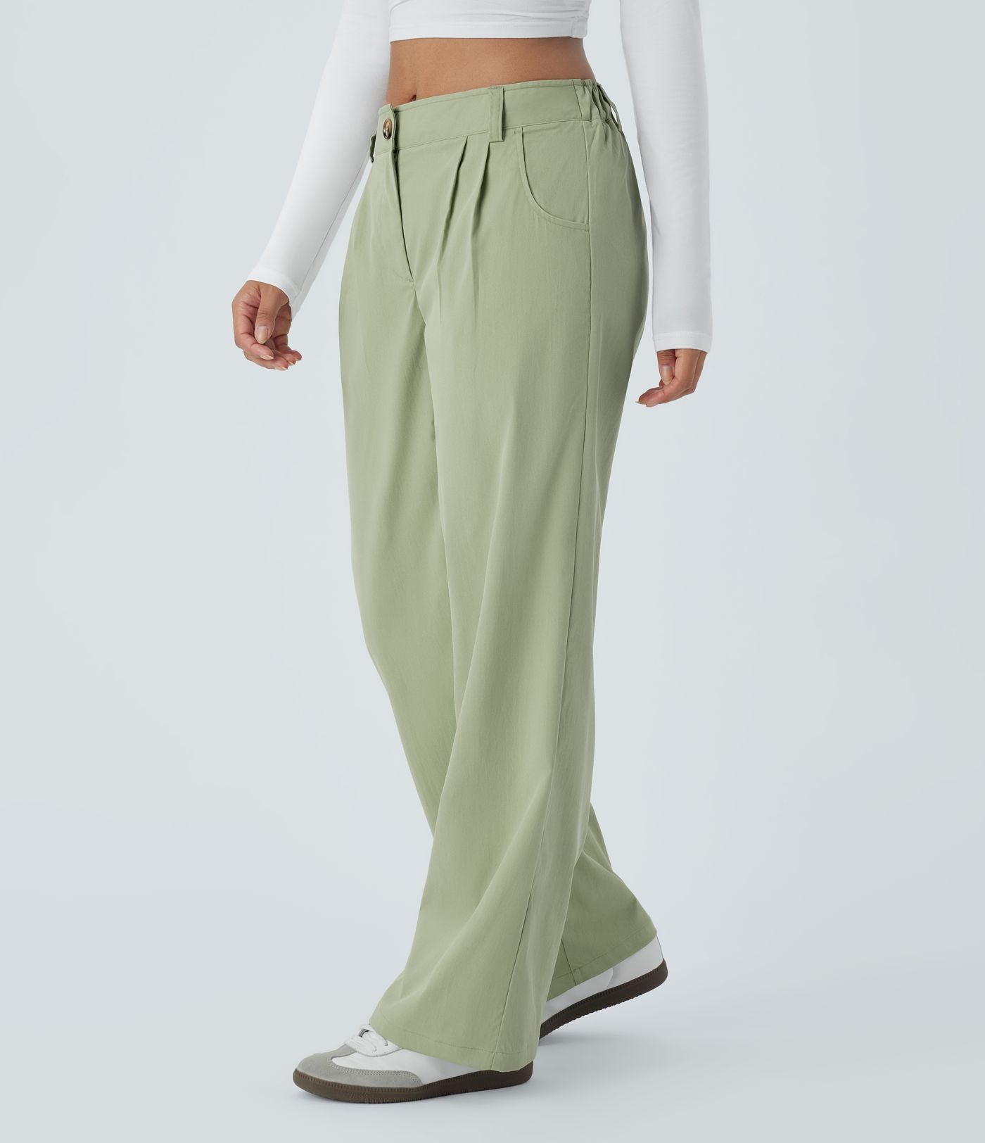 Pantalon décontracté droit taille moyenne à bouton, fermeture éclair et poches latérales
