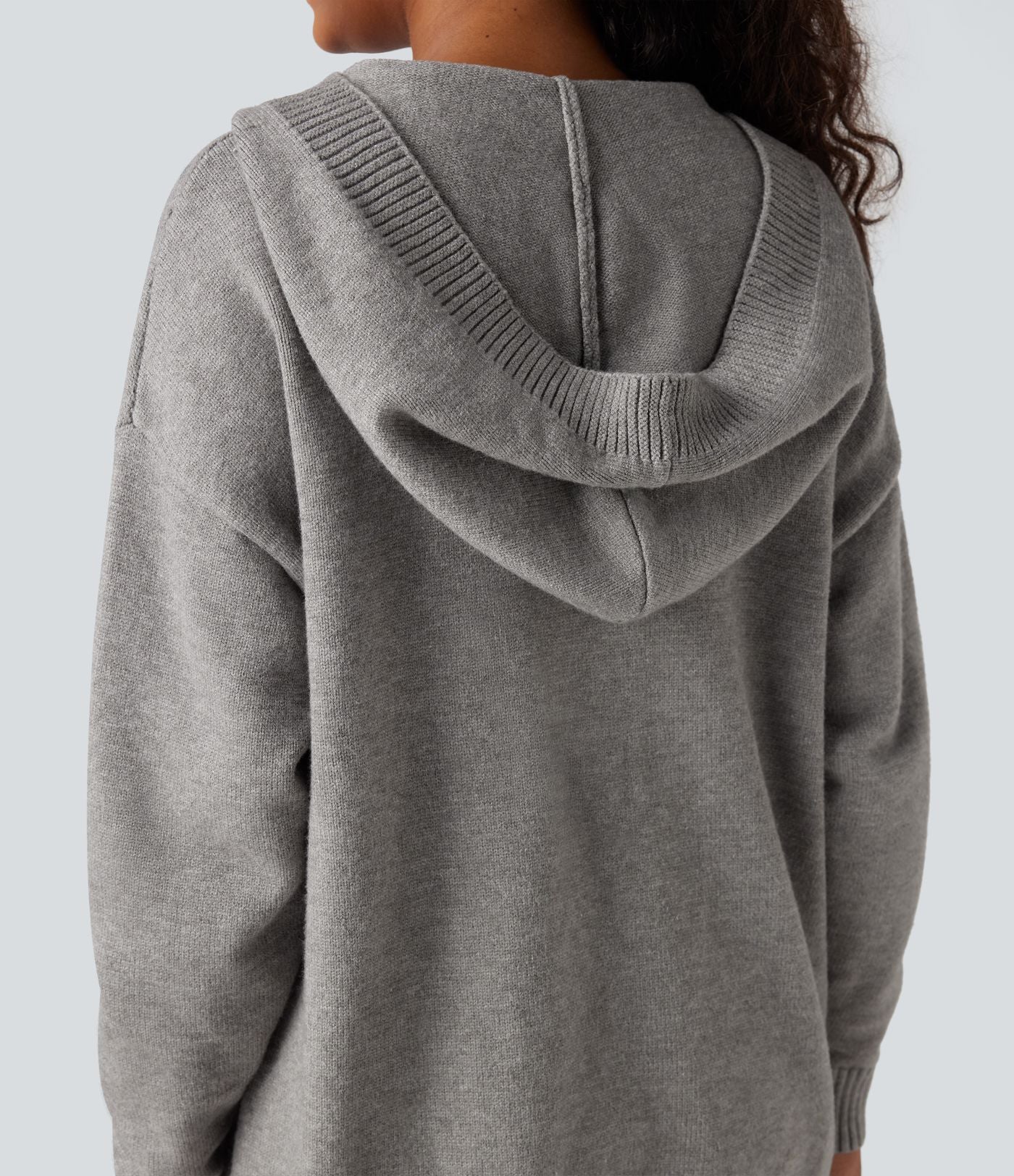Cardigan à capuche avec boutons et poches