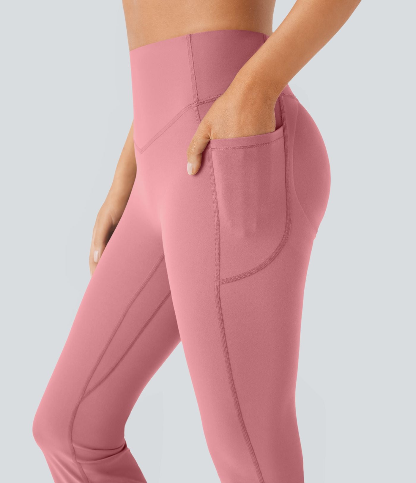 Pantalon de yoga à coupe bootcut gainant galbant taille haute avec effet scrunch et poches Halara UltraSculpt™