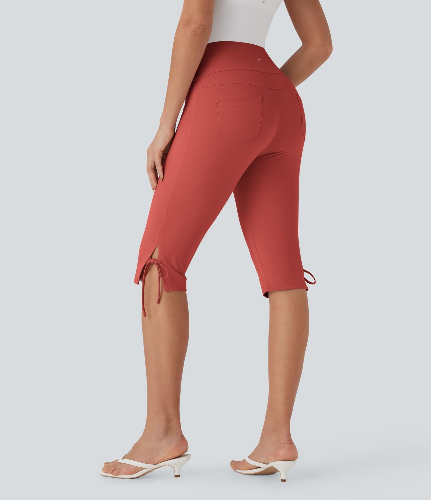 Pantalon corsaire décontracté taille moyenne à laçage avec poches arrière