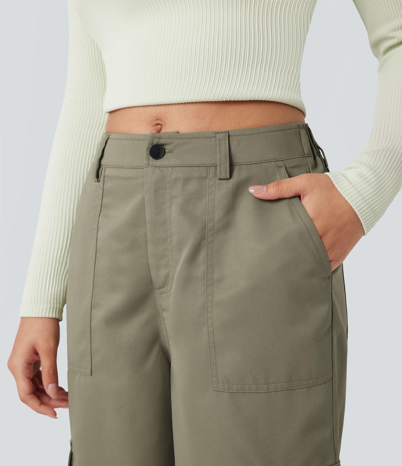 Pantalon coupe droite taille mi-haute avec poches