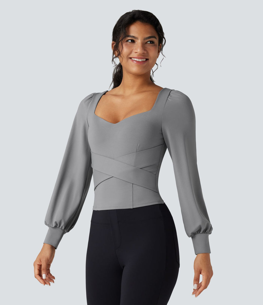 Top professionnel push-up croisé à col cœur avec bonnets moulés et manches bouffantes - Bonnet A/B