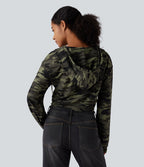 Sweat-shirt décontracté court à capuche, manches longues, motif camouflage et tissu gaufré