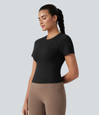 Haut de sport Softlyzero™ à manches courtes et col rond avec soutien-gorge intégré - Protection UPF50+