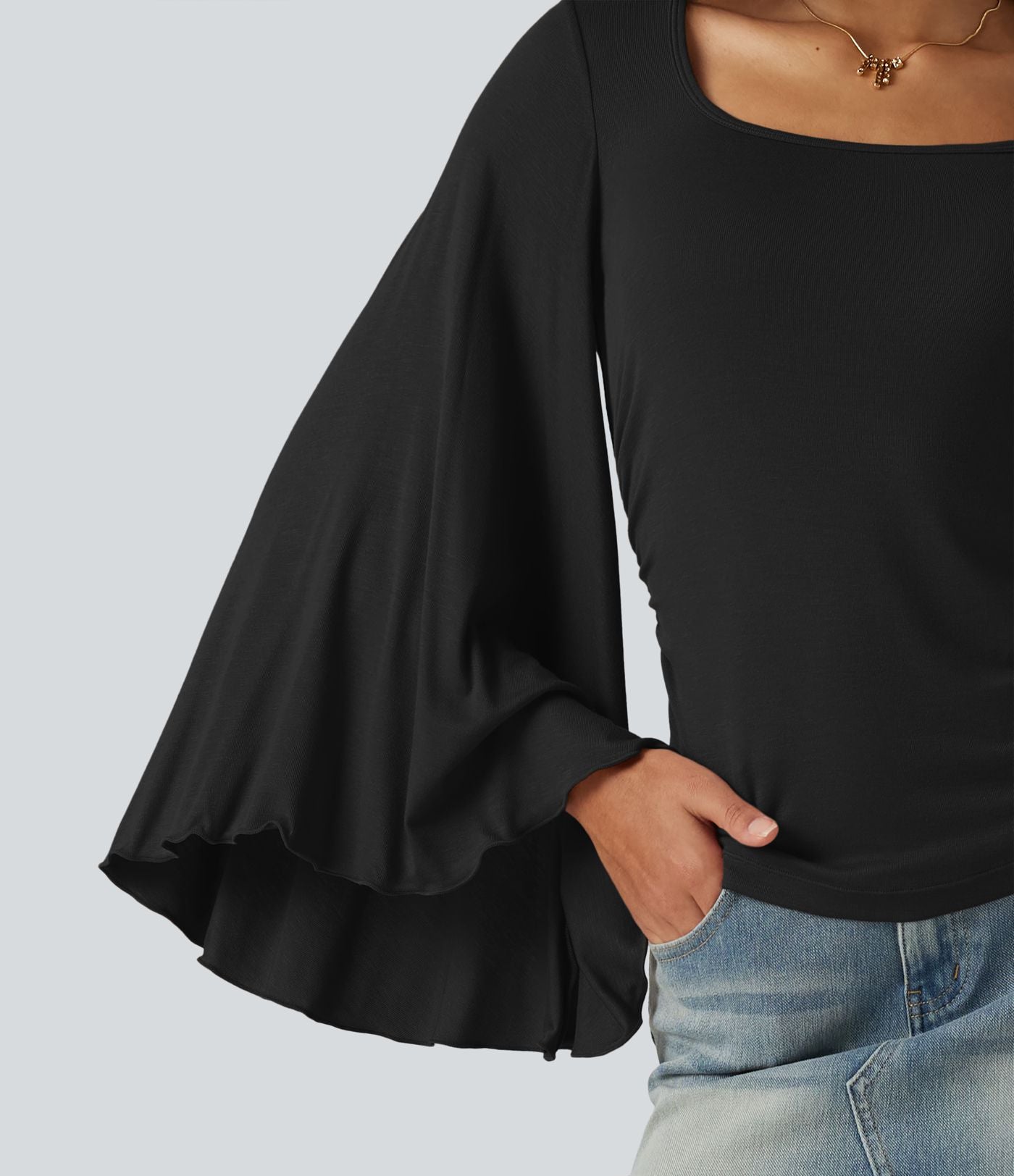 T-shirt côtelé à encolure carrée avec manches 7/8 volantées et fronces