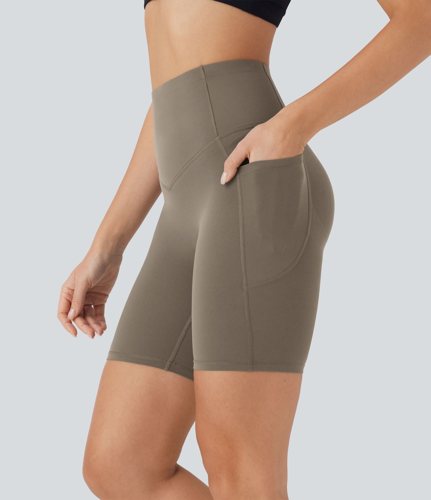 Short cycliste 17,5 cm d'entraînement gainant galbant taille haute avec poches Halara UltraSculpt™