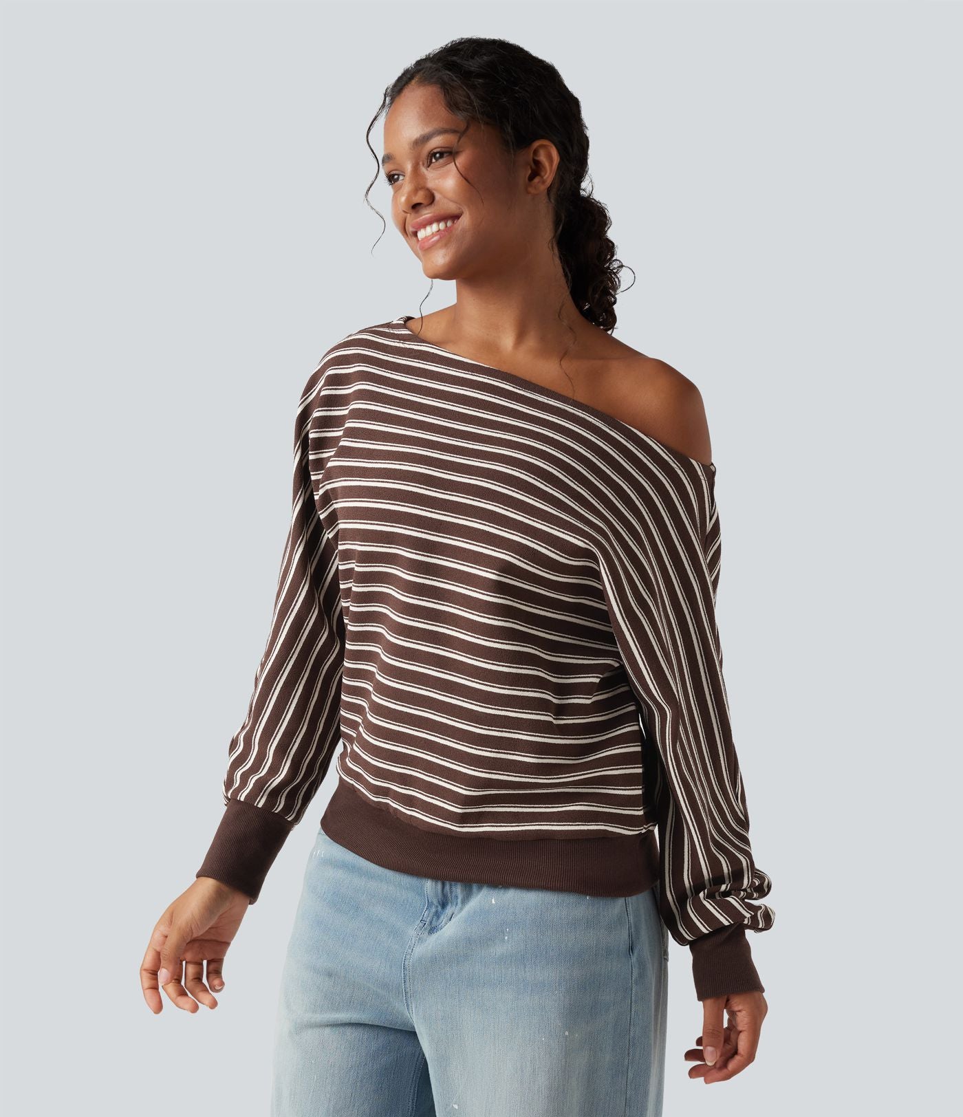 Sweat-shirt rayé épaules dénudées manches longues coupe décontractée