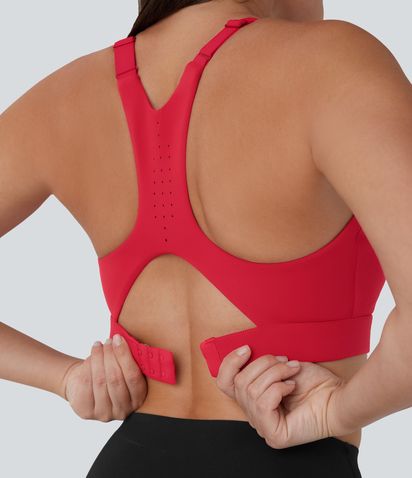 Brassière de sport entraînement SpeedWave™ soutien intermédiaire coques moulées perforé crochet réglable séchage rapide bonnets A-D