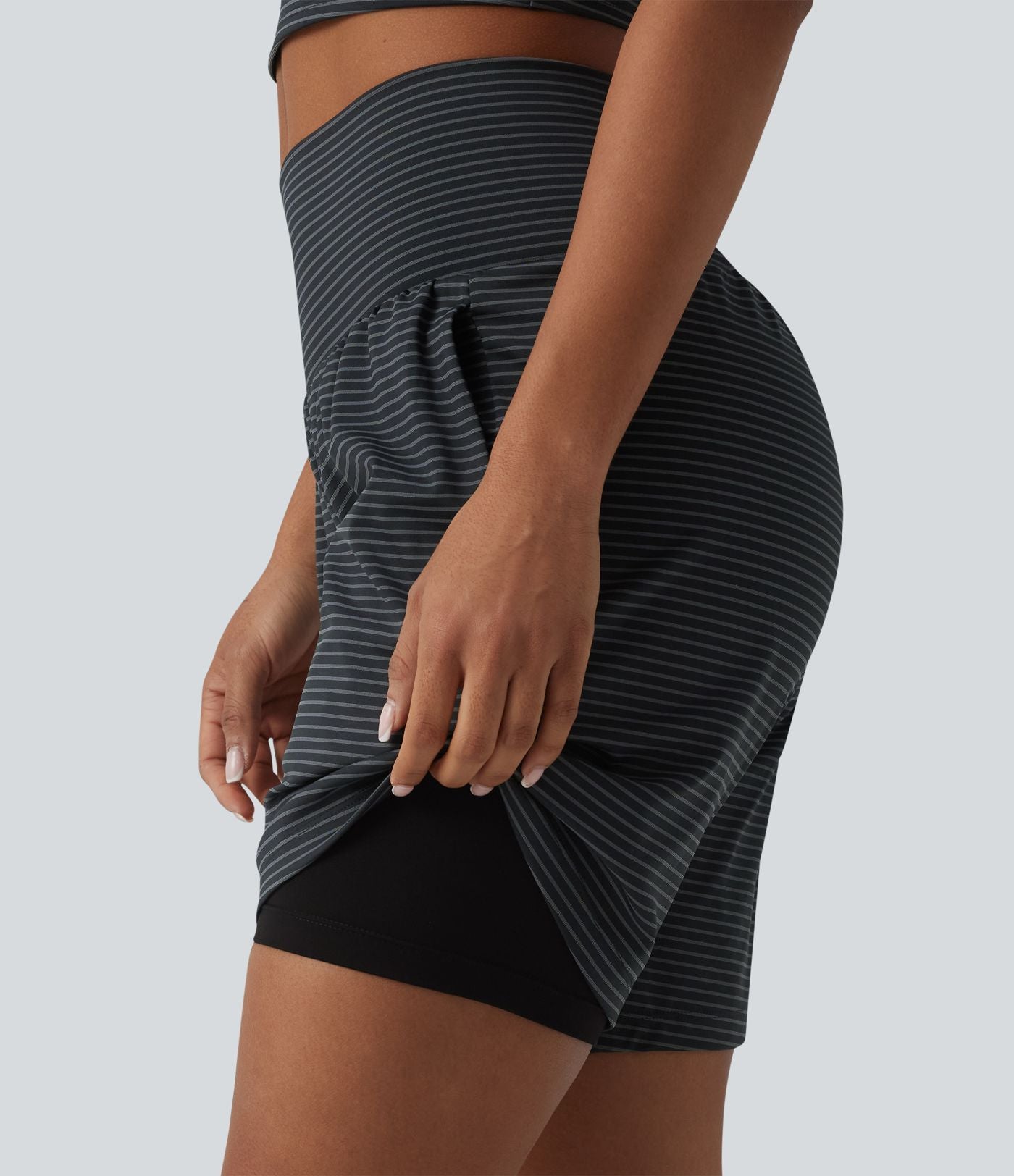 Short yoga 2-en-1 à rayures taille super haute 17,5 cm avec poches
