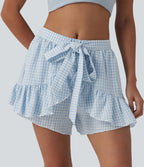 Short resort à volants en vichy aspect lin taille mi-haute avec nœud frontal et poches